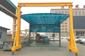 Adjustable mini gantry crane