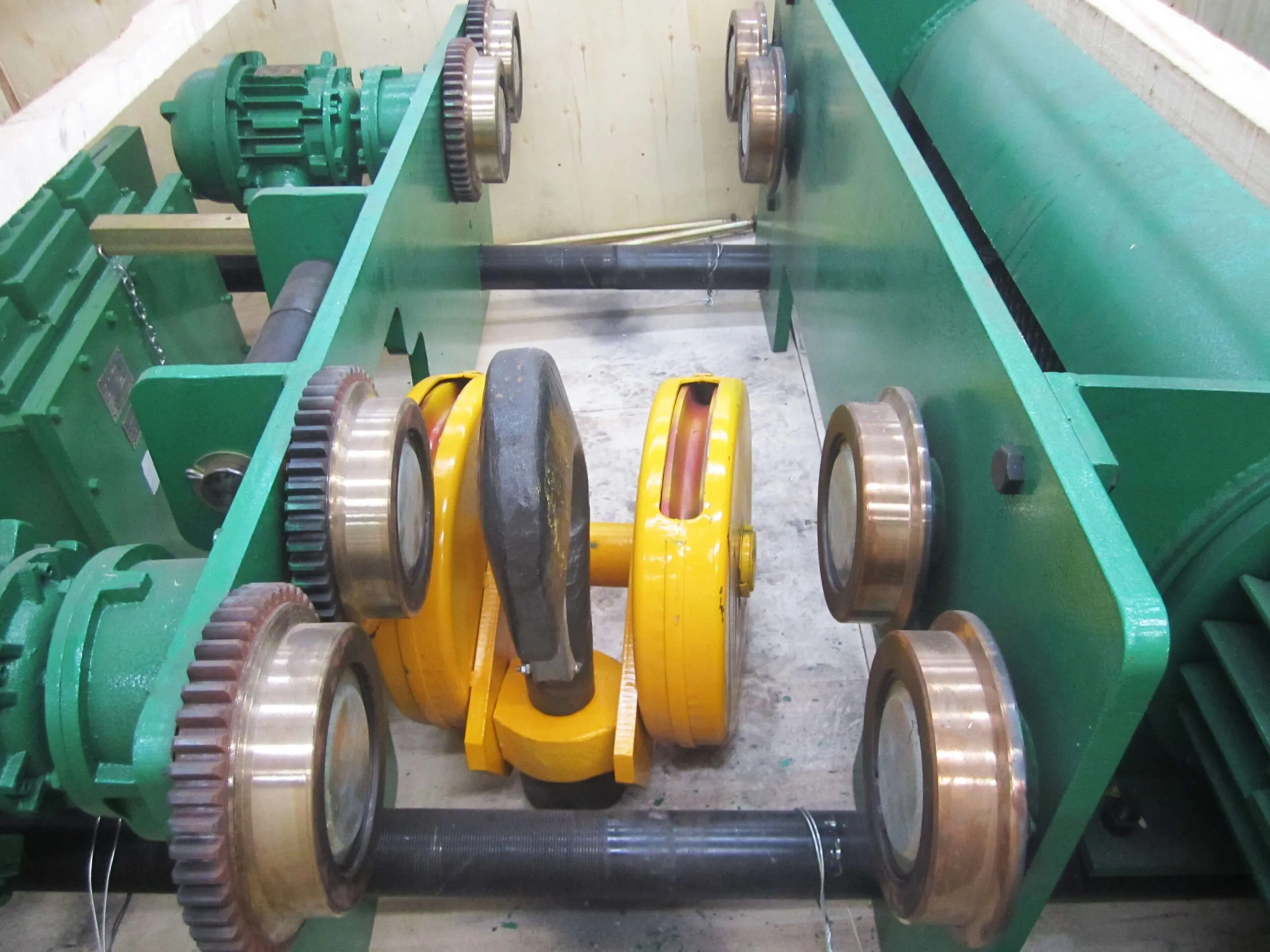 ProofCrane Hoist Travel Stainless Wheel scaled